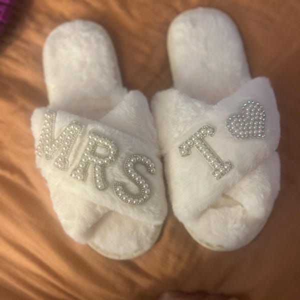 PGN ART Women's Bride & Bridesmaid Slippers - Fluffy Plush Flip Flops, Bachelorette Party Gift, Wedding Shower, Anti-Slip - View #11