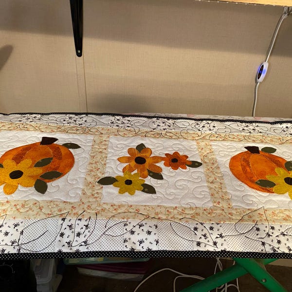 Pumpkins in the Patch Table Runner Quilted Applique Pattern (PDF ...