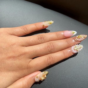 Ishitva added a photo of their purchase