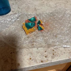 Dee added a photo of their purchase