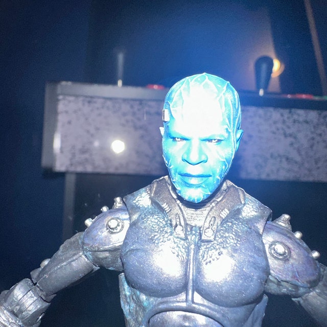 最終★ マーベルレジェンド スマートハルク フィギュア ヘッド2種 マーベルレジェンド BAF スマートハルク ナノ・ガントレット付