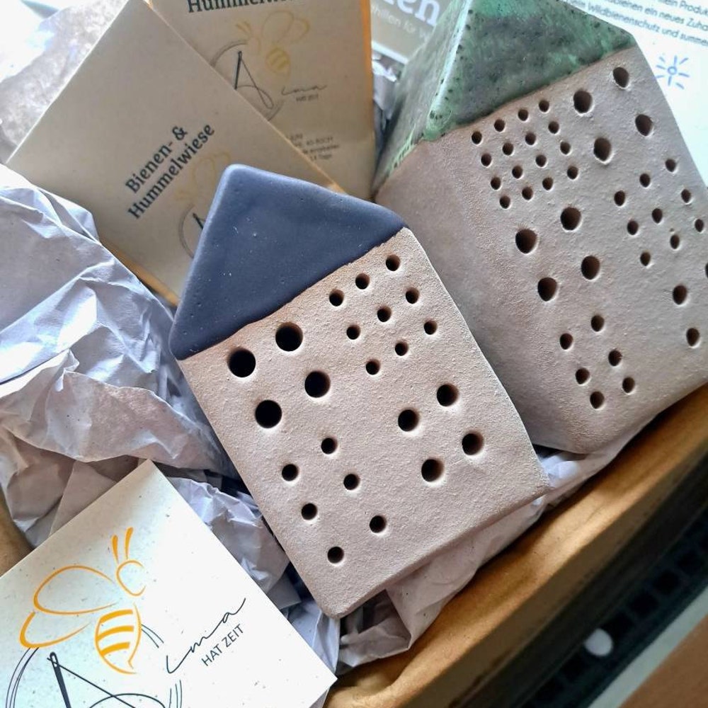 Bienensteinhäuschen Insektenhotel