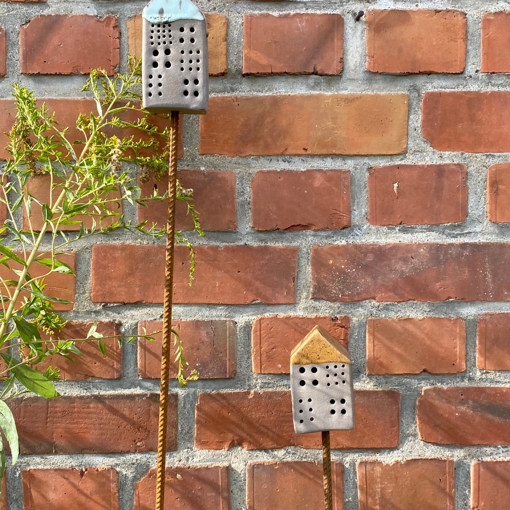 Bienensteinhäuschen Insektenhotel