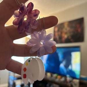 ラベンダーヘイズ フローラル ローラ フープピアス - Etsy 日本