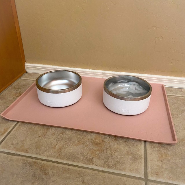 Silicone Dog Bowl Mat: Non-toxic 100% Food Grade BPA & Phthalate