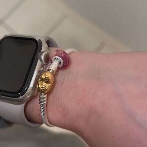 Lindsey added a photo of their purchase