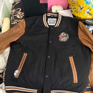 Valerian added a photo of their purchase