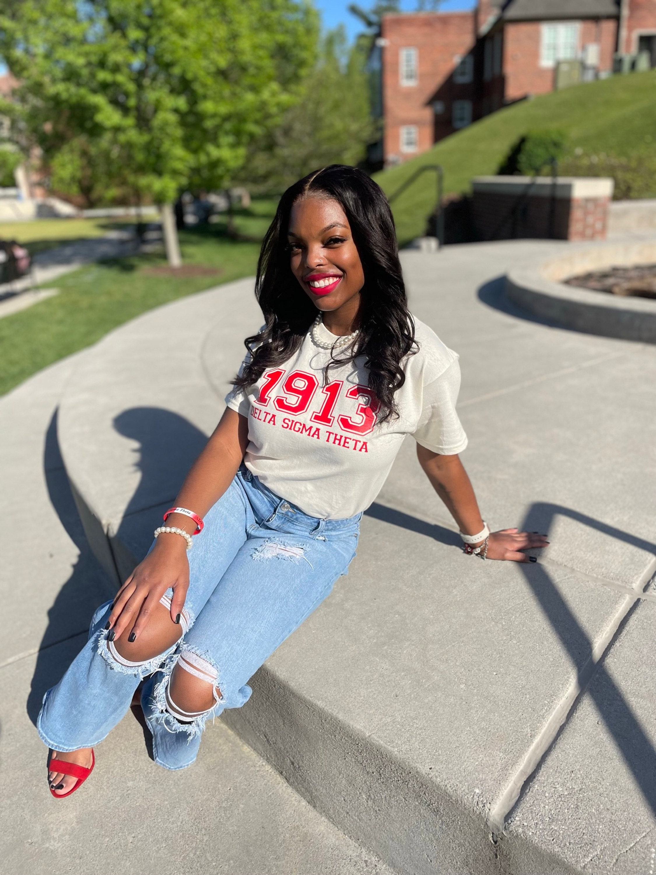 DST 1913, Delta Sigma Theta, DST, Sorority, Greek T-Shirt