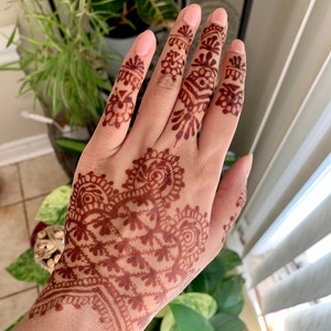 Sameera added a photo of their purchase