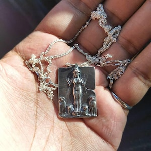 Dondre added a photo of their purchase