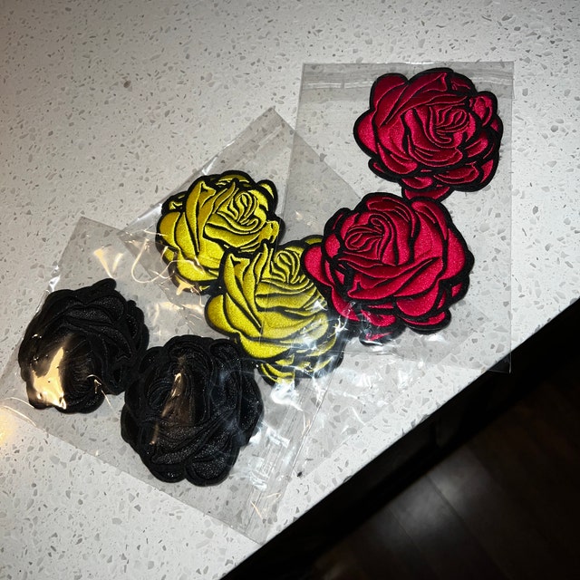 PWFE Black Rose Fabric Patches Rose Flower Repair Patches 4 Size Sew on or  Iron on Applique Patches for Jacket Jeans Clothes Hats Shoes Bags 