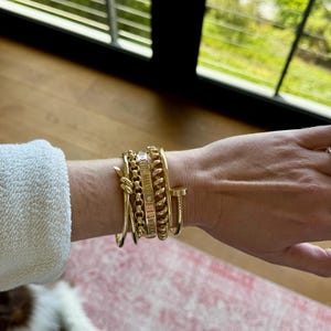Ashlye added a photo of their purchase