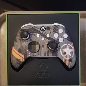 Guillermo added a photo of their purchase