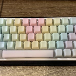 ゼリー POM キーキャップ レインボー Amazon | HMANE 109キー POM ゼリーキーキャップセット