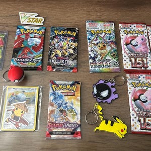 【超ポイントバック祭】 Booster 3 Pokémon Pack Extras!!!authentic,tcg + Mystery ポケモンカードゲーム