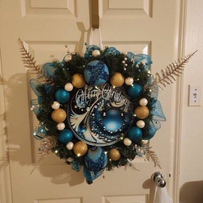 Merry Christmas Christmas Coastal Beach Round Metal Wreath - Etsy
