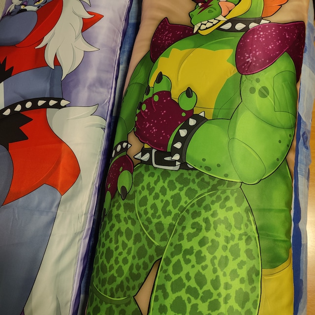 OUTDATED See New Listing Funtime Foxy and Lolbit Body Pillow -  Israel