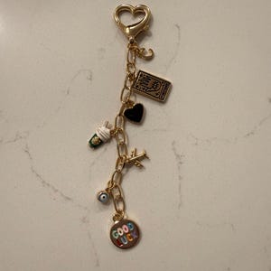 Cassandra added a photo of their purchase