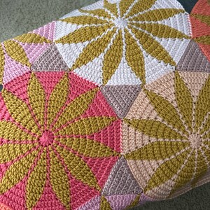 Marguerite Crochet Blanket - Etsy