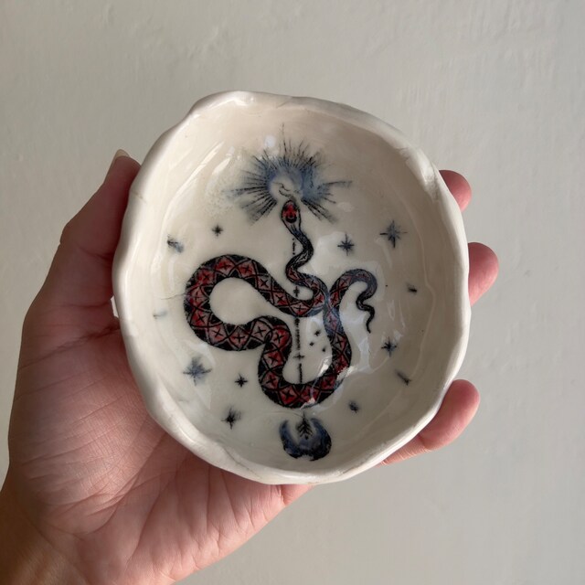  Ceramic Decals, Underglaze Transfer - Magic Snake (White) :  Arts, Crafts & Sewing