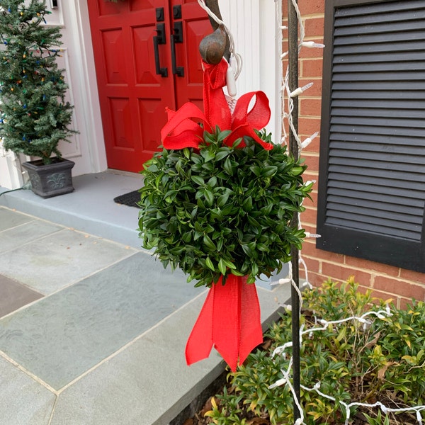 Fresh boxwood christmas wreaths