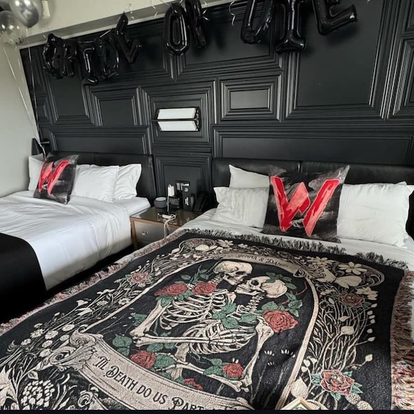 Dark Academia Living Room Rug Dark Floral Aesthetic Common Room Home ...