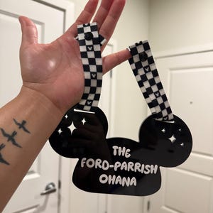 Anyssa added a photo of their purchase