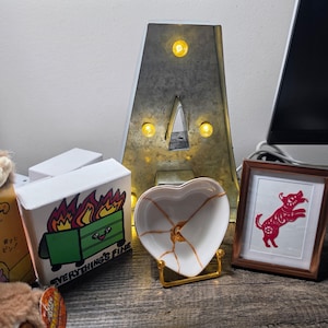 Kamaria added a photo of their purchase