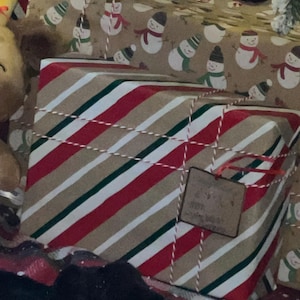 Mom's Story Keepsake Memory Book: Best Gift for Mom, Unique Gift for Mom