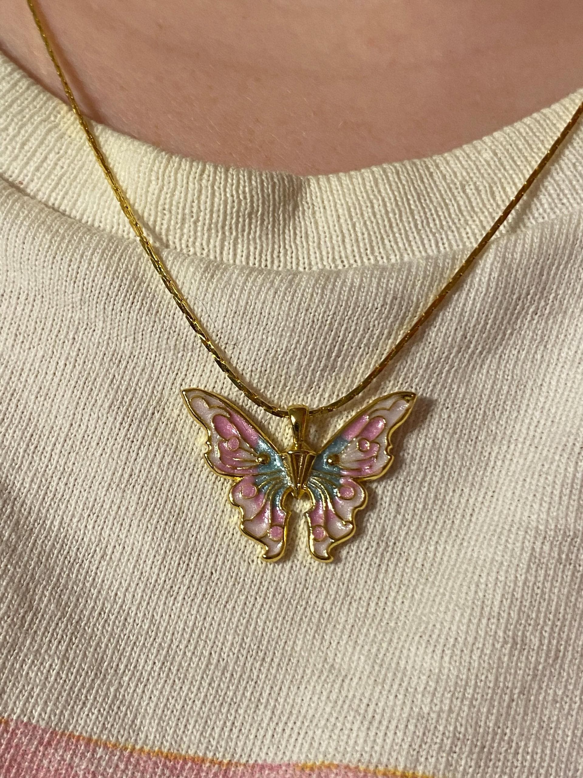 Butterfly Necklace for Fairy Girls, Magical Butterfly Necklace-5 Pearl Necklace- Mariposa Necklace