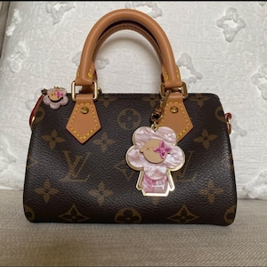 Jessica added a photo of their purchase