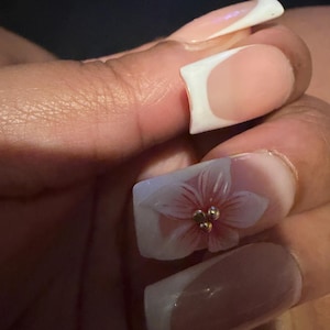 Samuelle added a photo of their purchase