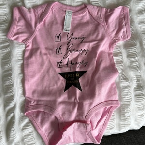 Laura adicionaram uma foto da sua compra
