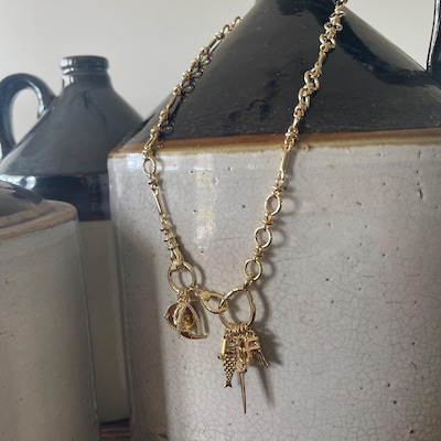 The Tyla Bow Charm Necklace-18k Gold main image 0
