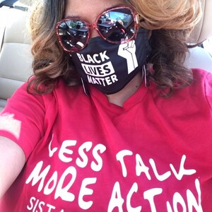 MELISA added a photo of their purchase