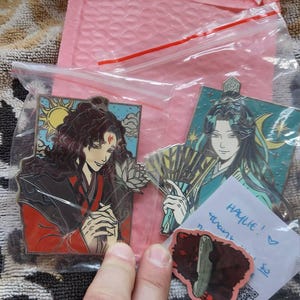 Haylie added a photo of their purchase