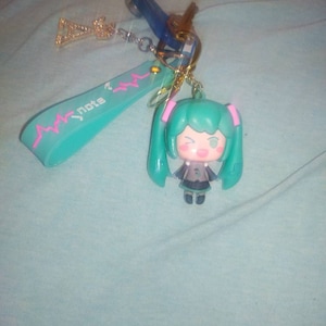 Alicia added a photo of their purchase