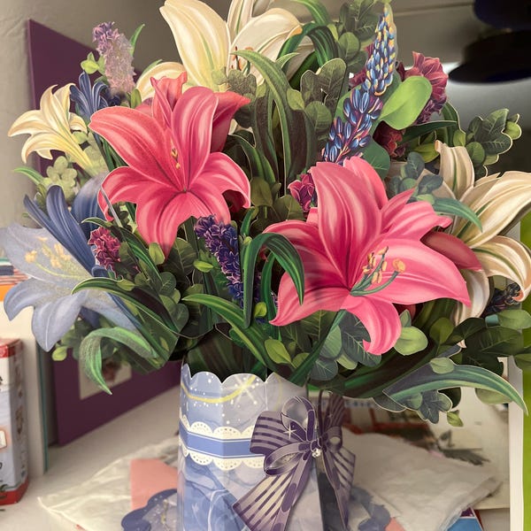 3D Pop up Lily Bouquet Card, Pop up Flower Card, Birthday Flower Card ...