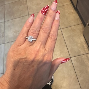 Jesica added a photo of their purchase
