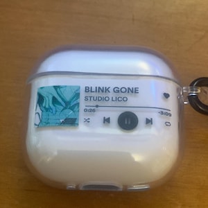 Victoria added a photo of their purchase