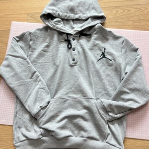 Seonmi added a photo of their purchase