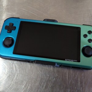 Retroid Pocket 3 / 3+ Case & Grip 2-in-1 -- 3D Printed - Etsy