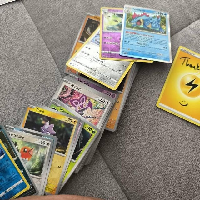 巨大なポケモンカードロット（カード200枚以上）ウルトラレアVまたはEX