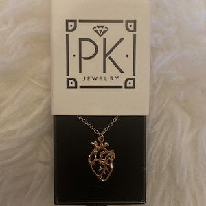Yareli added a photo of their purchase