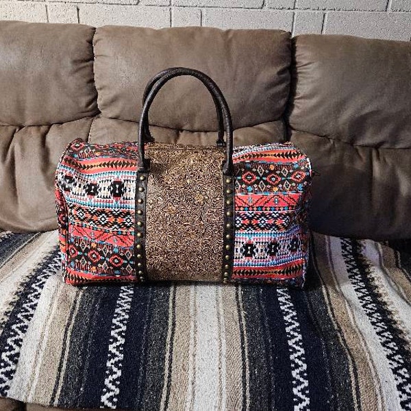 Myra Yellowstone Frontier Ridge Handtooled Bag in Oat Mocha