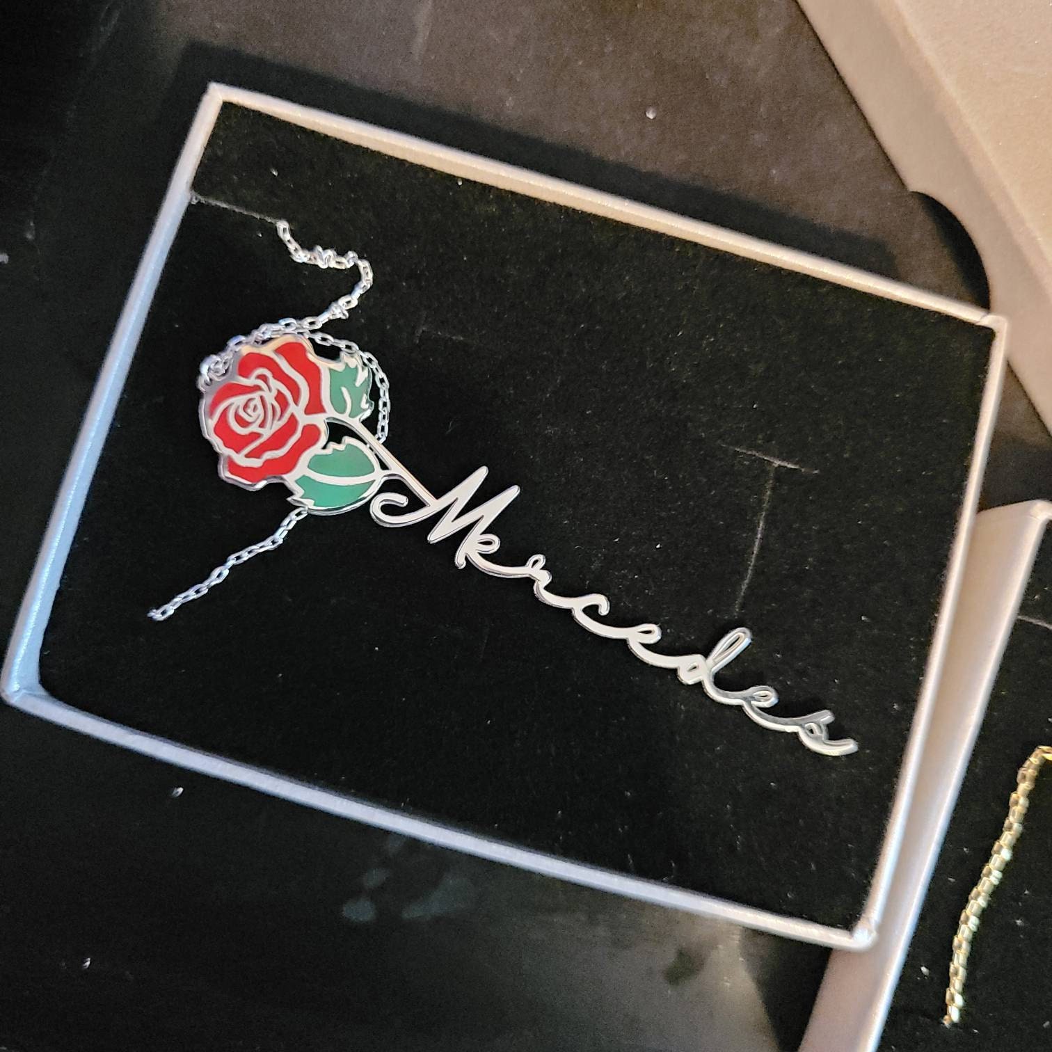 Personalisierte Geburtsblumenkette, personalisierte Namenskette, florale Namenskette, personalisierter Namensschmuck, personalisierte Geschenke für sie, Geburtstagsgeschenke