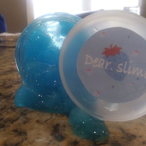 Mendoza added a photo of their purchase
