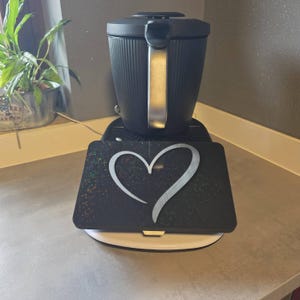 Elsbeth added a photo of their purchase