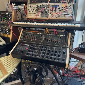Oak Veneered Dual Stand for Behringer Model D, Pro One, K2 and