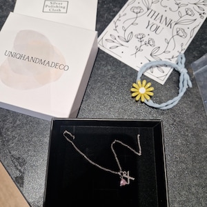 Zahrine added a photo of their purchase